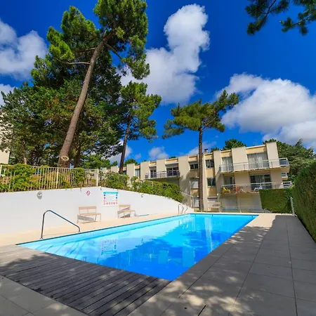 Renove A Stella-plage Avec Piscine Chauffee, Parking Prive Gratuit, Tv Grand Ecran, Boulodrome, A 2km De La * Cucq